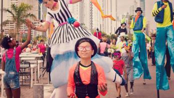 FAE se toma la calle: arte gratis para toda la familia este domingo