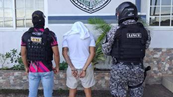 La diligencia fue ejecutada por unidades policiales en coordinación con el Ministerio Público en el sector 7 de Septiembre, distrito de Arraiján.