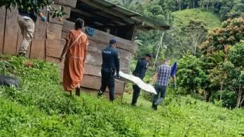 Autoridades realizaron las diligencias correspondientes en la comunidad de Cerro Mesa, donde fue hallada sin vida una menor de 17 años.