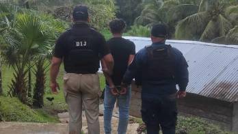 Unidades policiales ejecutaron diligencias de allanamiento y registro en Colón y Panamá Oeste.