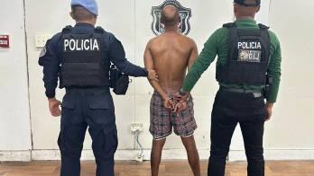 Tras completarse su captura, el sospechoso fue remitido ante los organismos correspondientes para dar inicio a los trámites legales y su posterior puesta a orden de un juez de garantías.