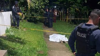 Oriel Sandoval fue asesinado a tiros en una vereda ubicada entre los sectores de Guayabal y San Isidro, en Cativá, Colón.