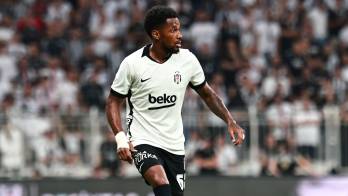 El defensor panameño Michael Amir Murillo ingresó en la segunda parte en el empate del Beşiktaş.