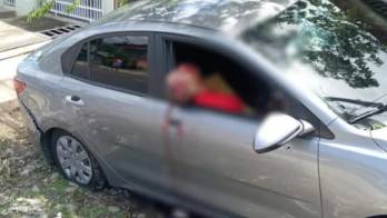 El vehículo donde viajaba la víctima terminó impactado contra un poste tras el ataque armado registrado en Mano de Piedra.