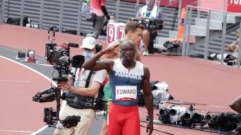 Alonso Edward listo para las semifinales de los 200 metros planos