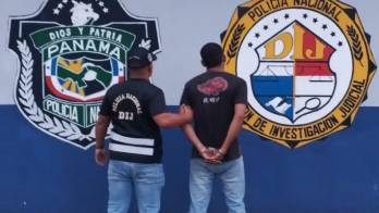 De acuerdo con las investigaciones, el sospechoso estaría relacionado con un supuesto esquema de captación de panameños para enviarlos al conflicto bélico.