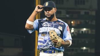 Jesús López fue para de los colonenses.