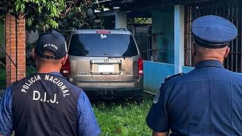 El automóvil que se presume sea del músico fue ubicado el martes en Doleguita, en el distrito de David.