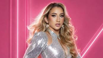 Anny De León, representante de Pedasí, se retira de Miss Universe Panamá 2026 por complicaciones de salud.