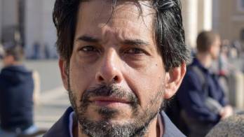 Dimitrios Gianareas, es médico de profesión.