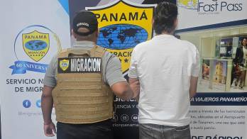 Un ciudadano venezolano fue trasladado bajo custodia en vuelo comercial con destino a su país de origen.