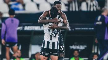 El delantero panameño lleva tres goles en la primera división de Brasil, le marcó dos a Sport Recife y otro al Santos.