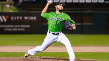 Javy Guerra de los Bravos de Atlanta.