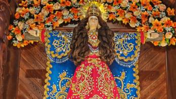 Miles de fieles participan en las patronales de Santa Librada