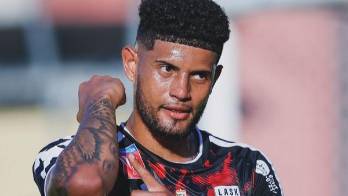 El seleccionado panameño en los minutos finales portó la cinta de capitán.