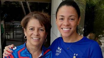 Madre e hija comparten la pasión por el deporte.