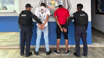La rápida captura de los sospechosos y el decomiso del arma utilizada fueron elementos clave dentro de la investigación desarrollada por las autoridades.
