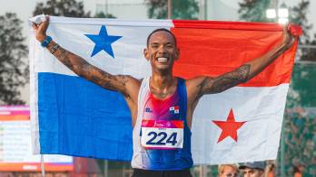 Diddier Rodríguez conquistó el oro en Santa Fe 2026 y estableció un nuevo récord del evento en los 3.000 metros con obstáculos.