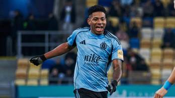 El lateral derecho panameño César Blackman ingresó en el segundo tiempo y ayudó al Slovan Bratislava a sostener la ventaja de 2-0 en Georgia.