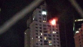 Unidades del Cuerpo de Bomberos atendieron un incendio en el piso 32 de la Torre 200 de Punta Pacífica.