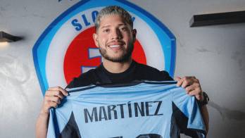 Cristian Fulo Martínez fue presentado como nuevo jugador del Slovan Bratislava tras destacar con Panamá en el Mundial 2026.