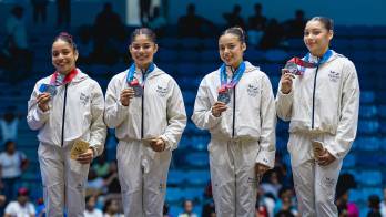 Alyiah Lide, Tatiana Tapia, Ana Gabriela Gutiérrez y Ana Lucía Beitia conquistaron la medalla de plata por equipos en la gimnasia artística de Santo Domingo 2026.