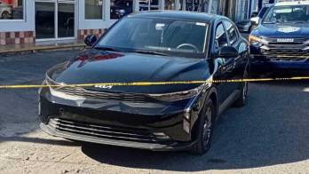 El vehículo utilizado para la huida fue hallado abandonado horas después del homicidio en Chitré.