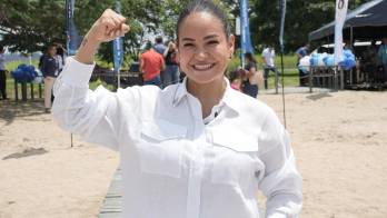 La alcaldesa Stefany Peñalba.