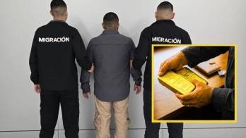 La versión del hombre fue que una empresa lo había contratado para transportar esos lingotes. Pero en Colombia no había declaración de salida del oro.