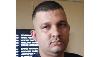 Tras el impacto, el uniformado recibió atención inmediata, pero murió de un paro cardíaco