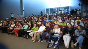 Aprueban en primer debate ajuste salarial a jubilados con menos de $600.