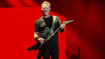 Metallica cancela gira por rehabilitación de James Hetfield