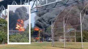 Densa columna de humo se eleva tras la explosión de un camión cisterna en La Boca, provocando el cierre del Puente de las Américas y una fuerte movilización de equipos de emergencia.