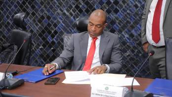 El anteproyecto de Ley N°333 busca sancionar con cárcel el fraude de paternidad.