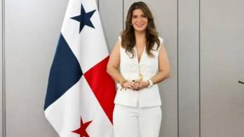 Magali Martínez, especialista en marketing y publicidad, editora y gerente, destaca también por sus facetas como madre e hija.
