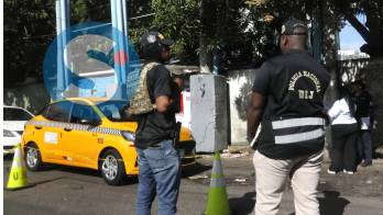 Temprano en la mañana llegó el Ministerio Público para el levantamiento del cuerpo.