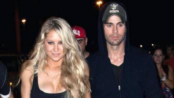 Enrique Iglesias y Anna Kournikova presentan a sus mellizos