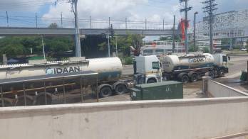 Operativo de contingencia con carros cisternas priorizando centros médicos.