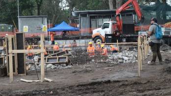 La Comisión de Infraestructura Pública y Asuntos del Canal inspeccionó los terrenos donde se construye el Centro Oncológico y de Medicina Nuclear del Hospital de Bugaba.