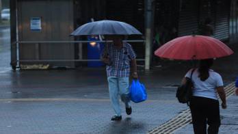Habrá lluvias de distinta intensidad y posibles tormentas eléctricas