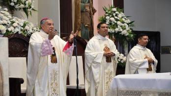 Monseñor pidió que el mensaje de san Francisco se traduzca en acciones concretas de fraternidad.
