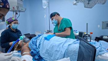 Primera videotoracoscopia en el hospital Irma de Lourdes Tzanetatos.