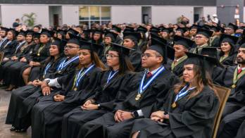 La Universidad de Panamá continúa consolidando su misión de formar profesionales competentes.