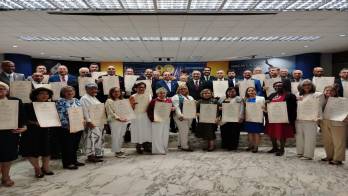 La ceremonia oficializó la proclamación de los decanos, vicedecanos, directores y subdirectores.