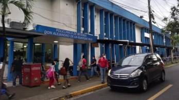 El área permanecerá cerrada y no se permitirá el acceso de pacientes.