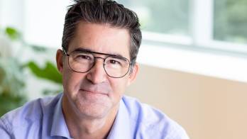 “El tiempo es vida. Un día o un mes de retraso puede hacer una gran diferencia para un paciente”, afirmó Patrick Eckert, nuevo líder de Roche Pharma para América Latina.