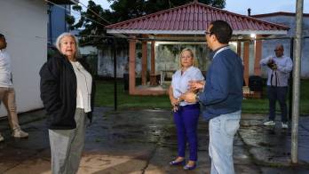 Autoridades inspeccionan las adecuaciones.