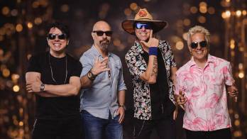 Redes Sociales/@losrabanes