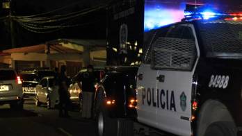 La Policía Nacional investiga dos ataques armados ocurridos durante la madrugada en Colón.
