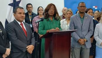 La institución le deseó éxitos a Molinar en los nuevos proyectos y retos que emprenda.